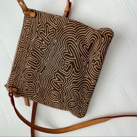 Vintage Dooney and Bourke canvas scribble letter pattern crossbody  pink lining - Picture 7 of 16